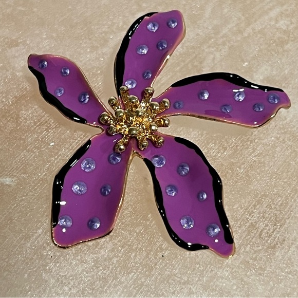 New Flower Power Polka Dot Purple Large Enamel Statement Earrings - Picture 12 of 16